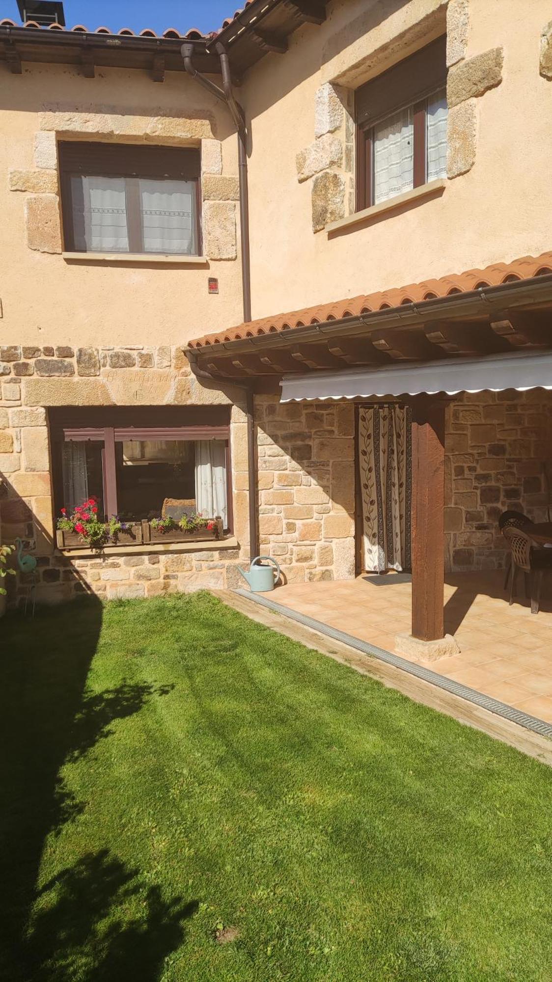 El Valle de la Mantequilla Aldehuela del Rincón Exterior foto
