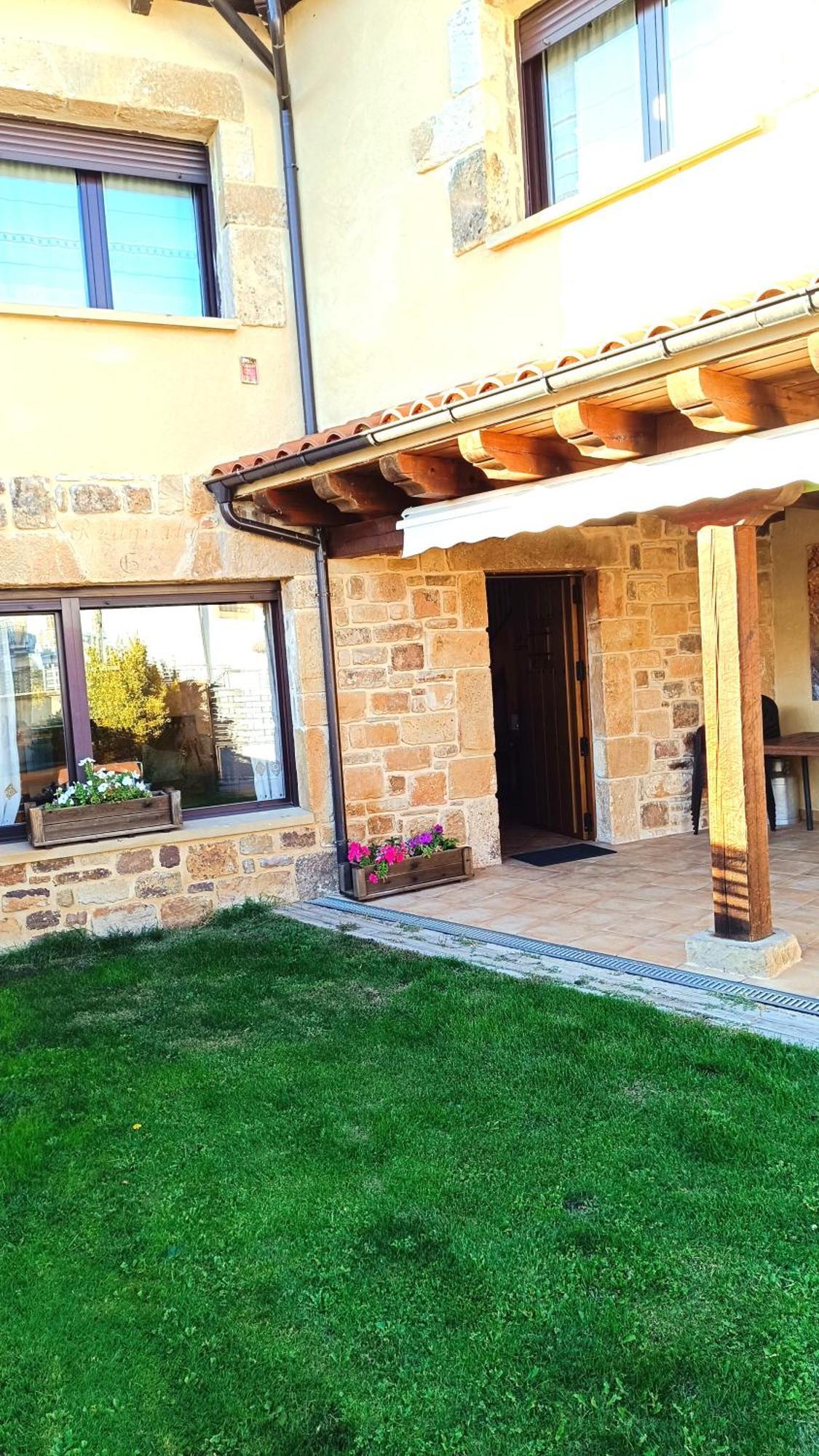 El Valle de la Mantequilla Aldehuela del Rincón Exterior foto
